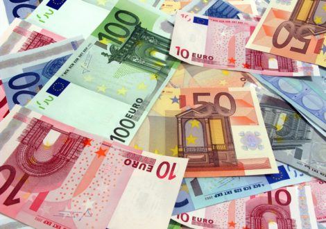 Oui à une politique fiscale forte des produits du tabac couplée à d’autres mesures !