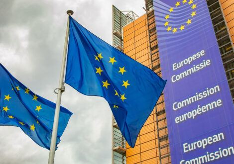 Révision des directives européennes sur le tabac : le CNCT alerte sur les angles morts de la consultation et appelle la Commission à légiférer au nom de la santé publique