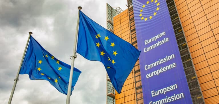Révision des directives européennes sur le tabac : le CNCT alerte sur les angles morts de la consultation et appelle la Commission à légiférer au nom de la santé publique